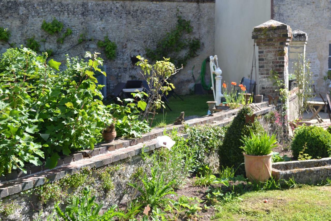 La Maison Des Buis Falaise  Kültér fotó